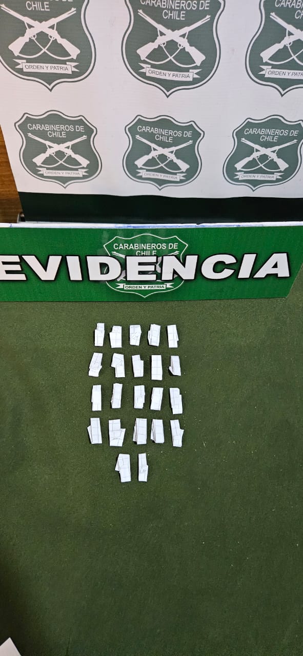 TOME PERSONAL DE S.I.P.TOME DETUVO A DOS ADOLESCENTES  POR VENTA DE DROGAS.